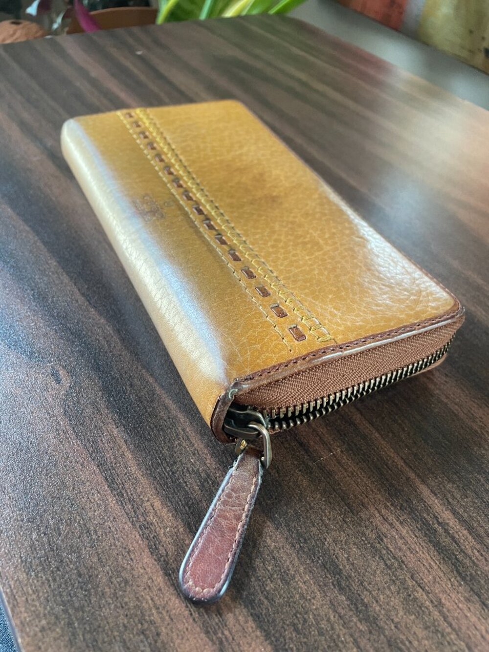 Tan Leather Gucci Wallet Fair Condition With COA - Picture 4 of 15